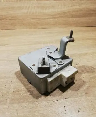 Toyota Yaris Power steering control unit/module 896500D170 6900001833