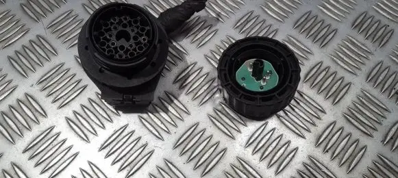 BMW 5 E39 Sensor 1711218 1724690