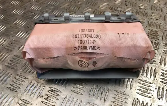 Subaru Outback Passenger airbag 1058667 49T11704LB20