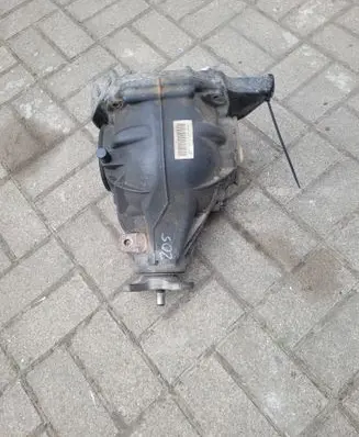 Mercedes-Benz C W205 Rear differential A2033510705 S4001