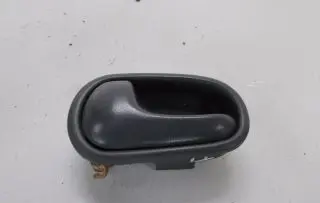Mazda 121 Rear door interior handle 