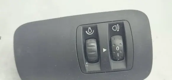 Renault Megane II Headlight level height control switch 8200176081 8200095495B 88020001
