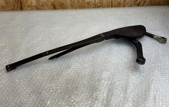 BMW 5 E39 Front wiper blade arm 102088 102087 102089