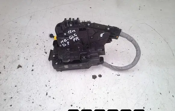 Mercedes-Benz GLC X253 C253 Front door lock A0997206701 A2220063999