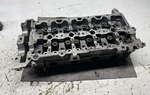 Volvo V60 Engine head 31430110