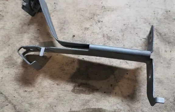 Mercedes-Benz C W204 Front bumper mounting bracket A2045241440