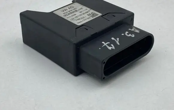 Audi A3 S3 8V Fuel injection pump control unit/module 5Q0906093 H100009 161127304907