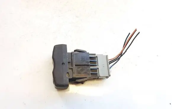 Renault Kangoo I Electric window control switch 399387
