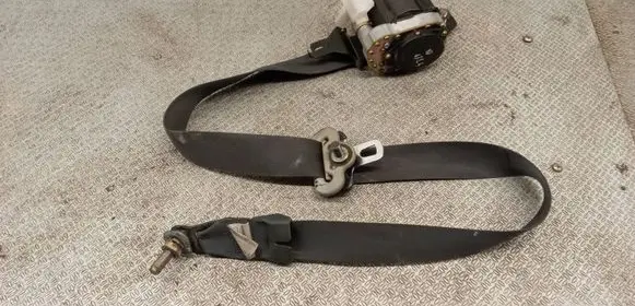 Honda HR-V Front seatbelt 