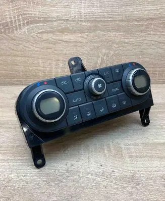 Nissan Qashqai Climate control unit 27500JD40D C8906