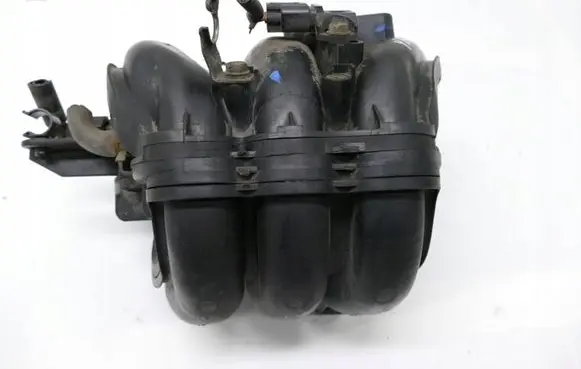 Toyota Yaris Intake manifold