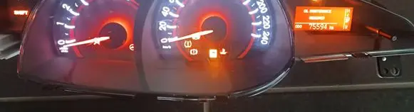 Speedometer (instrument cluster)