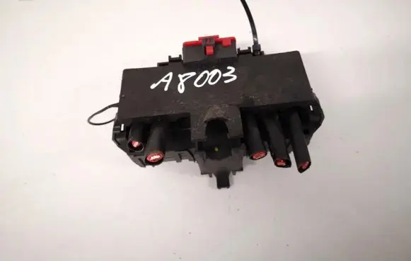 Mercedes-Benz C W203 Fuse box set a2035450803