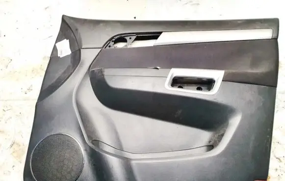 Opel Antara Front door card panel trim 96630769