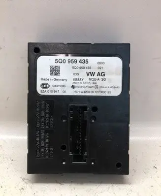 Audi A3 S3 8V Keyless (KESSY) go control unit/module 5Q0959435