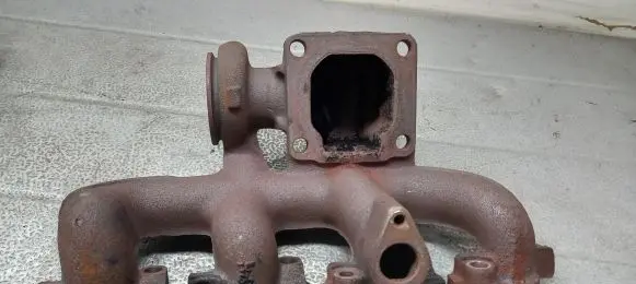 Ford Mondeo Mk III Intake manifold