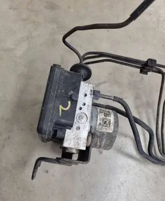 Hyundai Santa Fe ABS Pump A1001102AEE BE6003S202 9125424