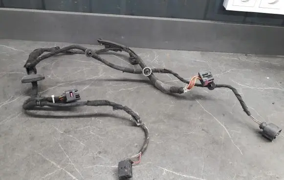 Volkswagen Golf IV Front door wiring loom