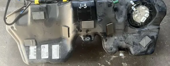 Jaguar XE Fuel tank HX739K007BB T4N16346 GX739H307BA