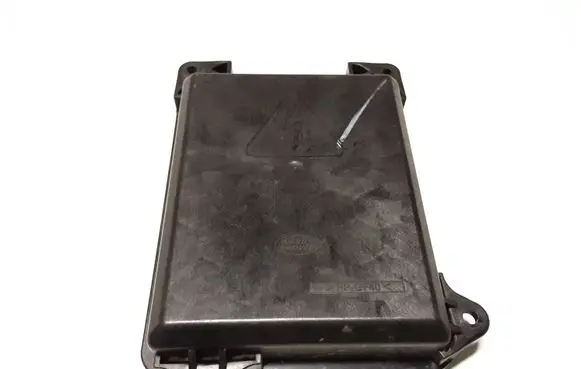 Headlight/headlamp dust cover