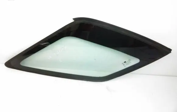 KIA Sorento Rear side window E1143R00240 DOT184AS2M431 A004313
