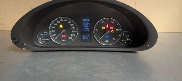 Mercedes-Benz C W203 Speedometer (instrument cluster) A2035404947 006466 110080266005