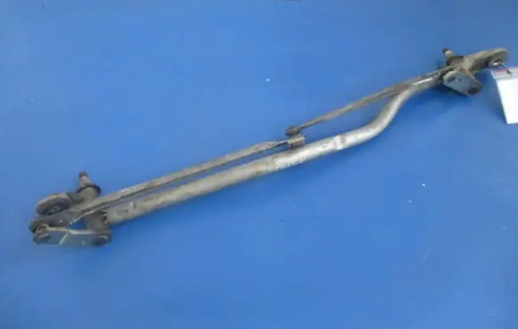 Audi A4 S4 B6 8E 8H Front wiper linkage and motor 8E1955603D