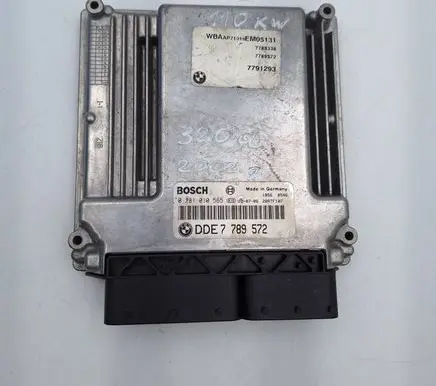 BMW 3 E46 Engine control unit/module 7789572 13617789572 028101050