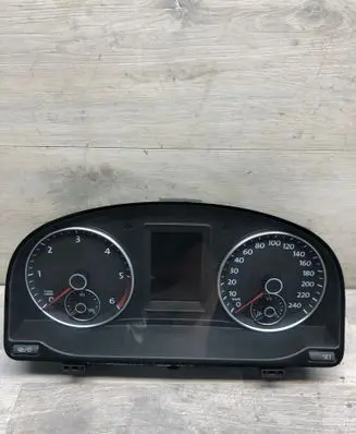 Volkswagen Touran II Speedometer (instrument cluster) A2C53348361