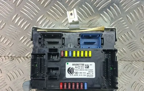 Jeep Renegade Fuse module 116RI000777