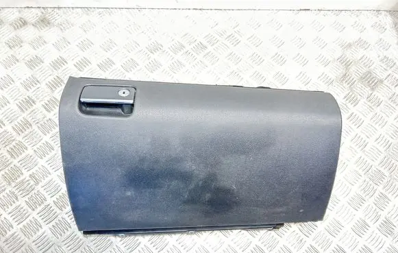 Mercedes-Benz ML W164 Glove box A1646890139 18114401