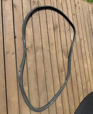 BMW iX1 Rubber seal rear door EFE