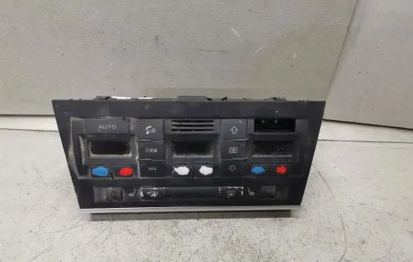 Audi A4 S4 B6 8E 8H Climate control unit 8E0820043AB