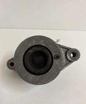 Maserati Ghibli Engine mount vacuum valve 06700048710