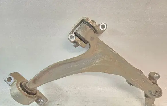Volvo V60 Front control arm FR8ZA