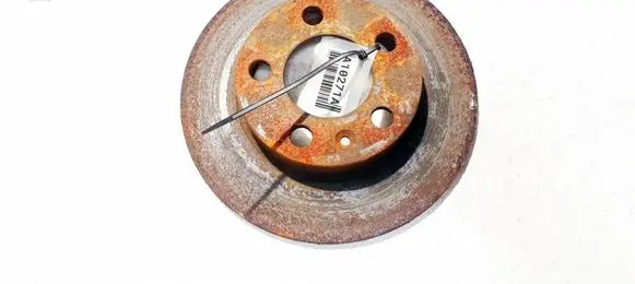Volkswagen Polo IV 9N3 Rear brake disc neventiliuojamas