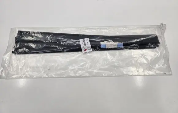 Ford Connect Sliding door rubber seal DT11-291A32-DC
