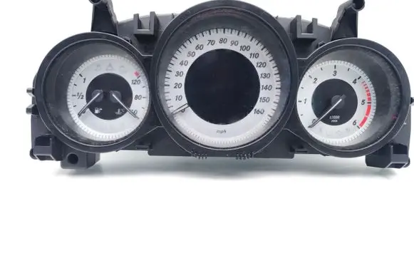 Mercedes-Benz C W204 Speedometer (instrument cluster) A2049002708