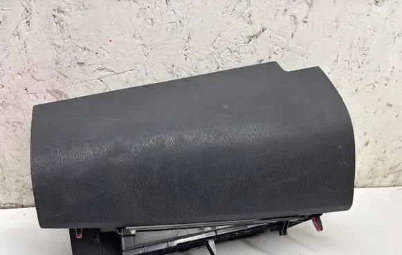 Toyota Prius (XW20) Glove box lid/cover 5553147050 47050 5531