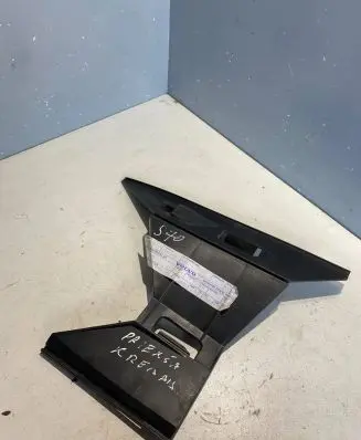 Volvo S70 V70 V70 XC Front bumper mounting bracket 09151502