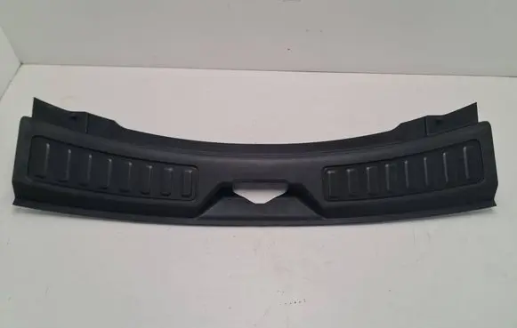 Land Rover Discovery Sport Trunk/boot sill cover protection 633100710 FK72113A10A