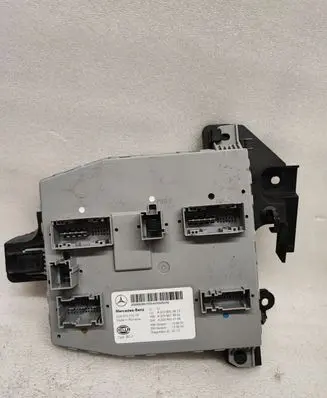Mercedes-Benz C W205 Comfort/convenience module 5DK01077272