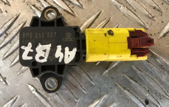 Audi A4 S4 B7 8E 8H Airbag deployment crash/impact sensor 8P0955557 030307 020233