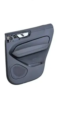 Volvo XC60 Front door card panel trim