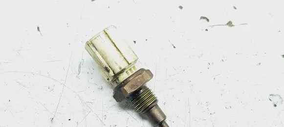 Toyota Corolla Verso AR10 Coolant temperature sensor 