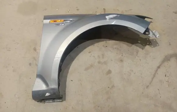 Ford Mondeo MK IV Fender 