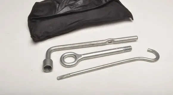 Fiat 500X Towing hook eye 