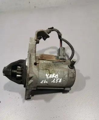 Toyota Yaris Starter motor 281000Y130