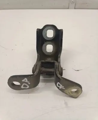 Opel Astra K Front door lower hinge 