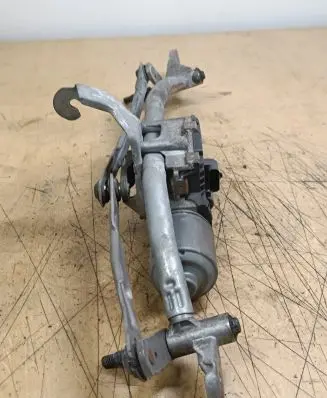 BMW X5 E70 Front wiper linkage 7272368 3397021320 1397220539